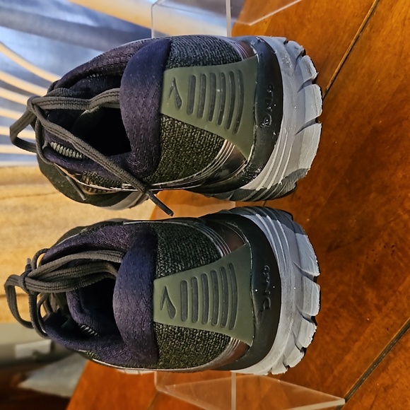 BROOKS | GTS 18 | ADRENALINE | SIZE 11.5 - Picture 8 of 9